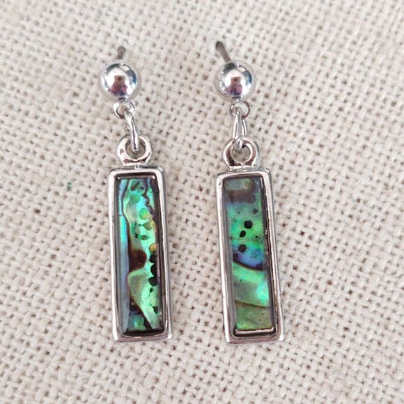 Jewelry - Delicate abalone and silver earrings